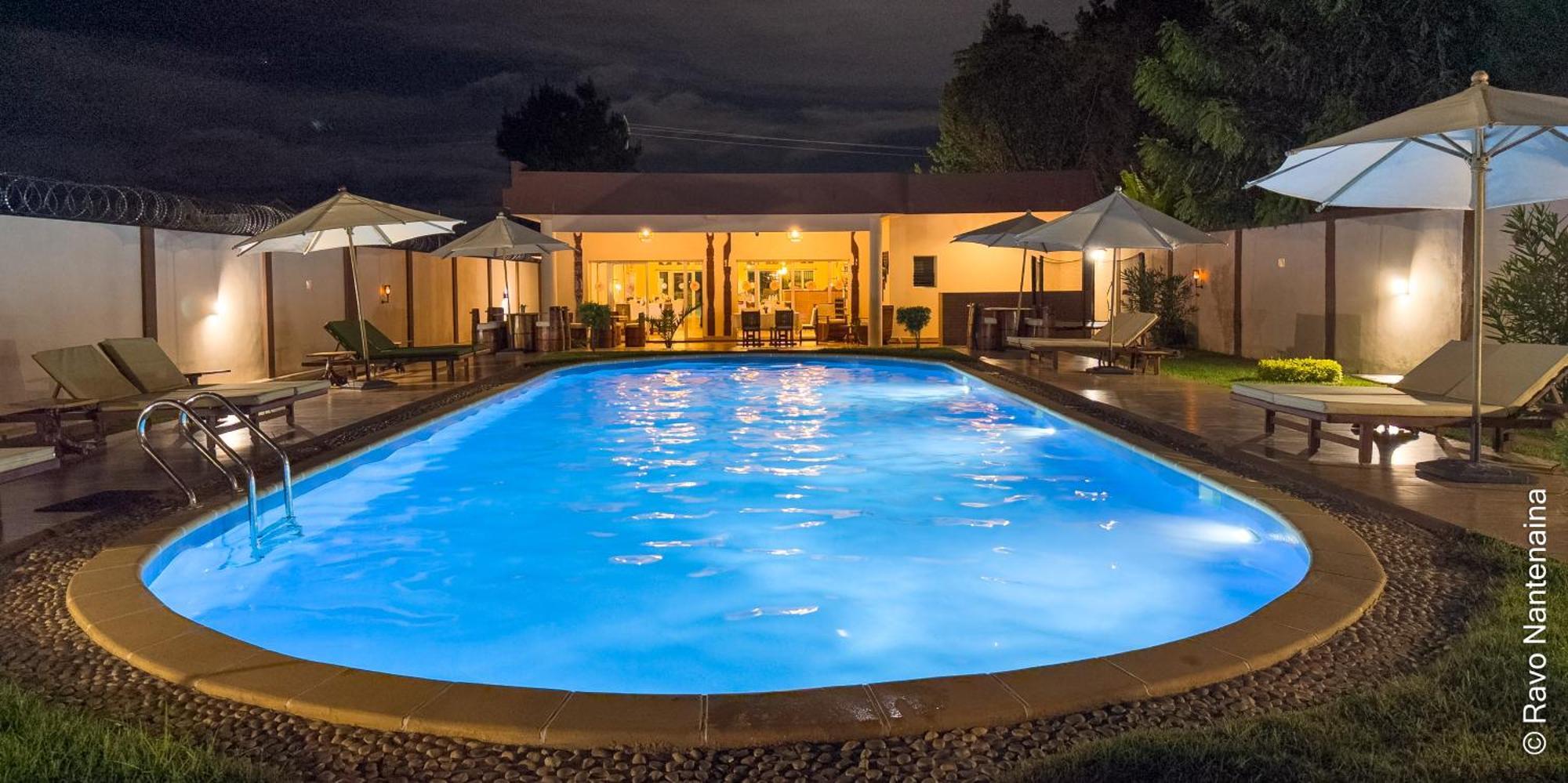Bira Hotel Antsirabe Exterior foto